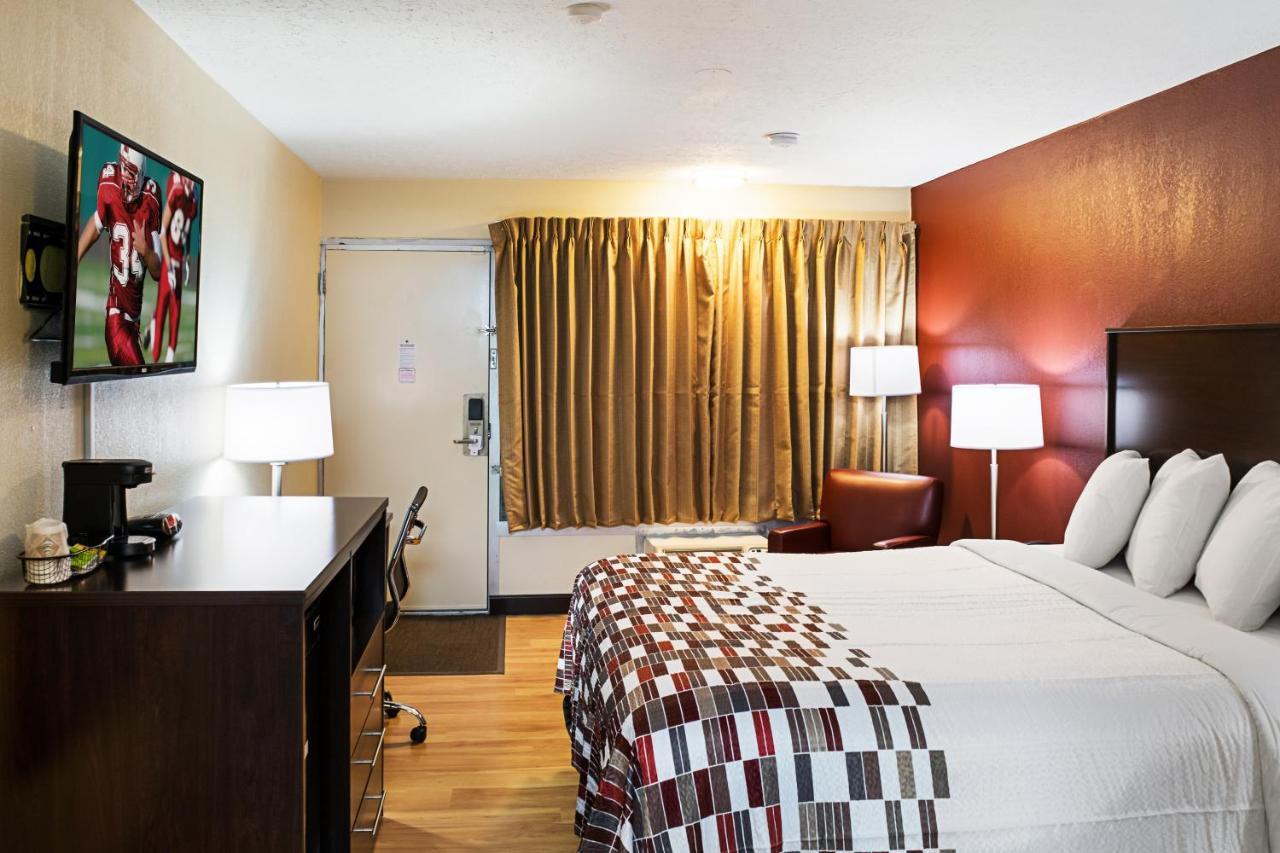 Red Roof Inn Indianapolis - Castleton Exterior foto